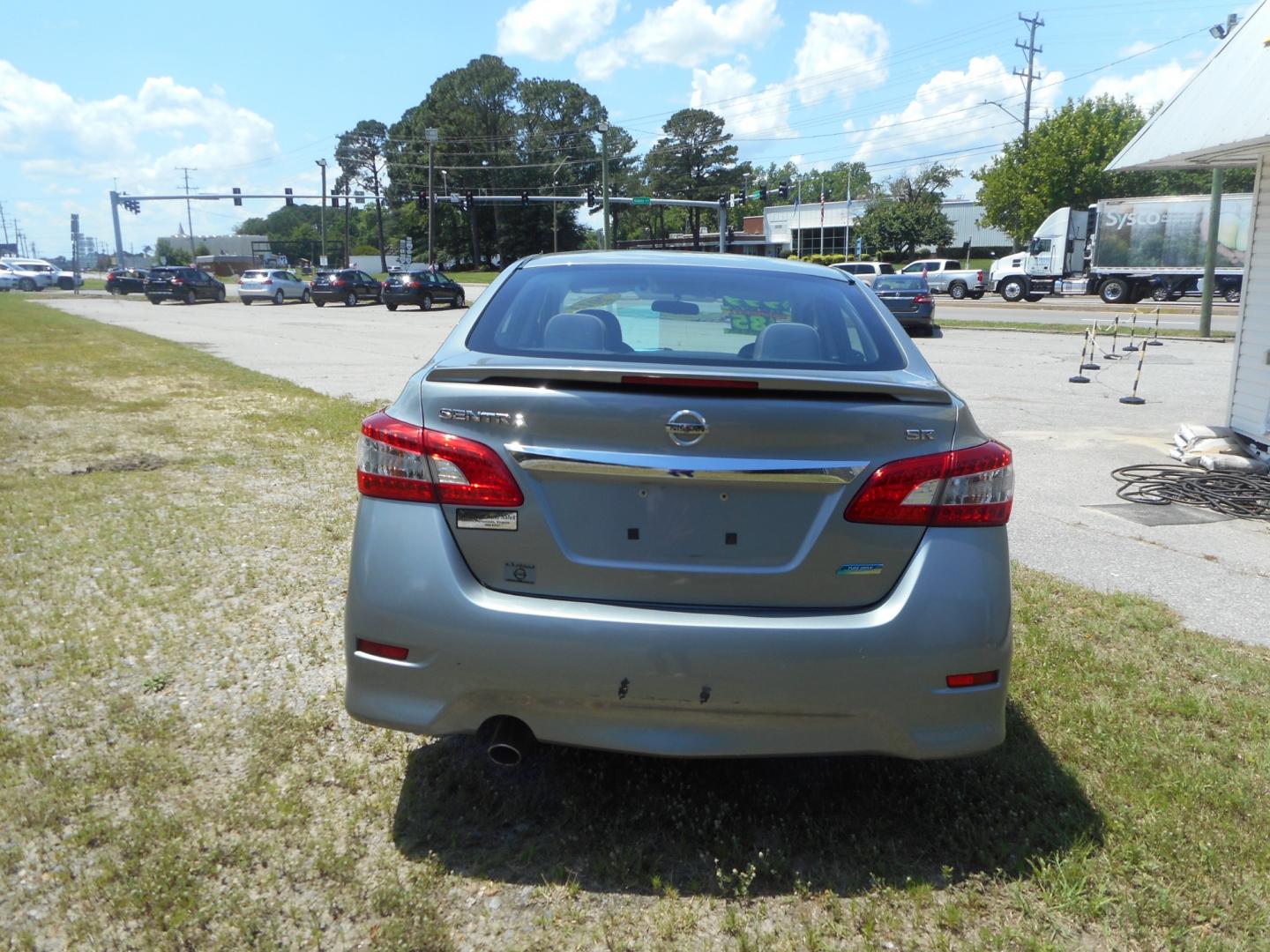 2013 Silver Nissan Sentra (3N1AB7AP7DL) , located at 2553 Airline Blvd, Portsmouth, VA, 23701, (757) 488-8331, 36.813889, -76.357597 - ***VEHICLE TERMS*** Down Payment: $999 Weekly Payment: $85 APR: 23.9% Repayment Terms: 42 Months *** CALL ELIZABETH SMITH - DIRECTOR OF MARKETING @ 757-488-8331 TO SCHEDULE YOUR APPOINTMENT TODAY AND GET PRE-APPROVED RIGHT OVER THE PHONE*** - Photo#6